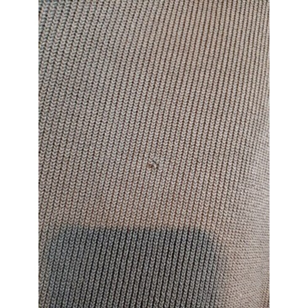 North Face M Gray Ribbed Jacket – Soft Warm Layer, Red Logo, Fall Ready - Picture 8 of 8